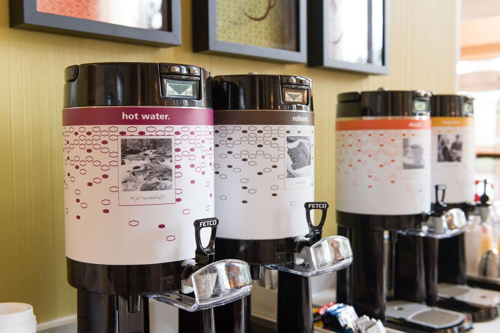 Hampton Inn And Suites Fayetteville, Nc Экстерьер фото