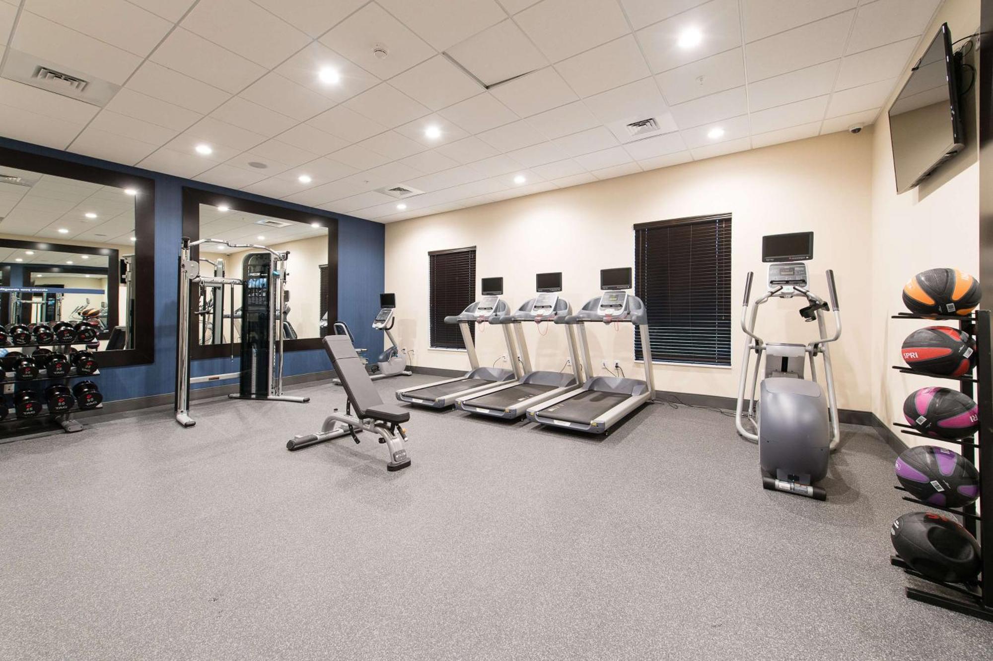 Hampton Inn And Suites Fayetteville, Nc Экстерьер фото